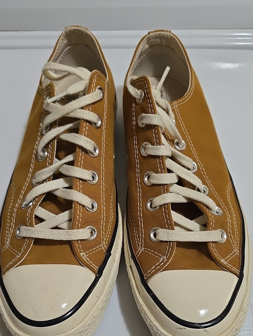 Converse Low-Top Sneakers in Mustard and Cream